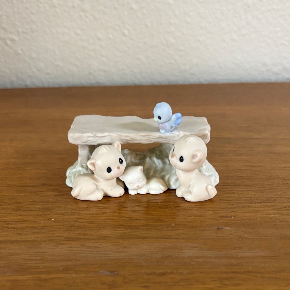 Precious Moments “Bench” Ceramic Kitten and Blue Bird Figurine.